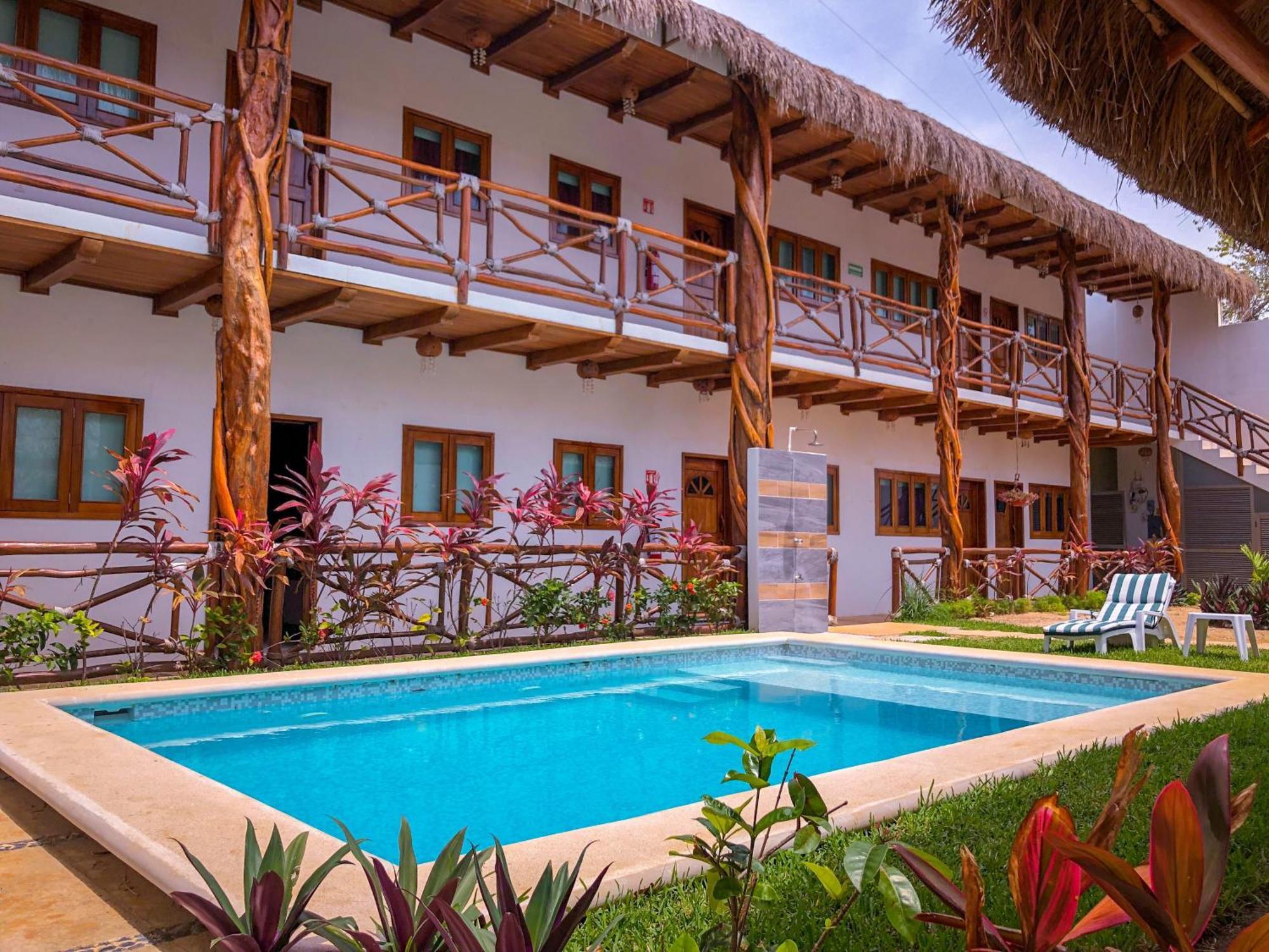 Hotel Hacienda Dos Ojos Tulum Esterno foto
