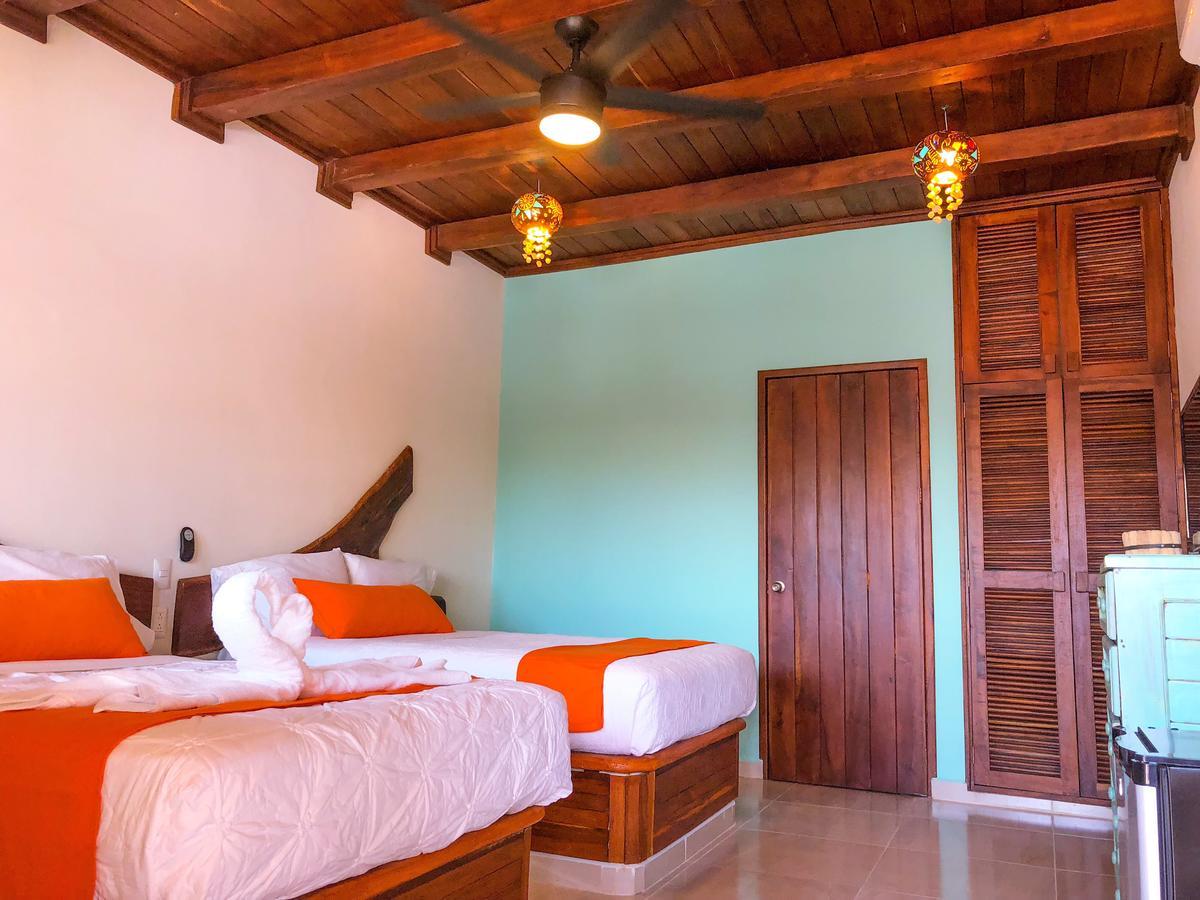 Hotel Hacienda Dos Ojos Tulum Esterno foto